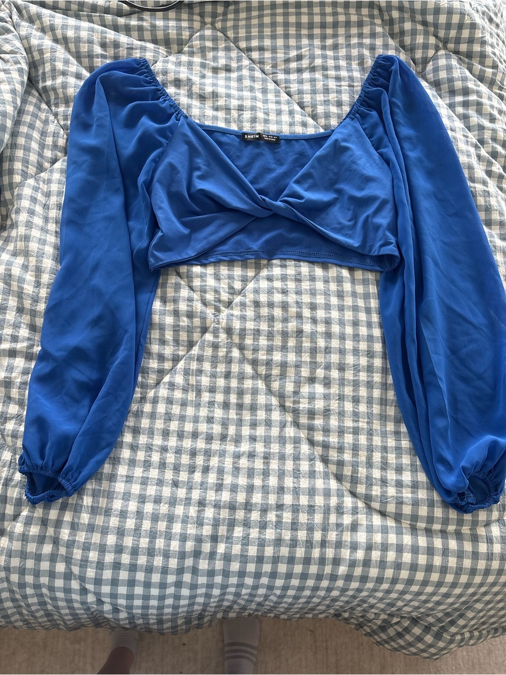 SHEIN Royal Blue Twist-Front Long Sleeve Crop Top